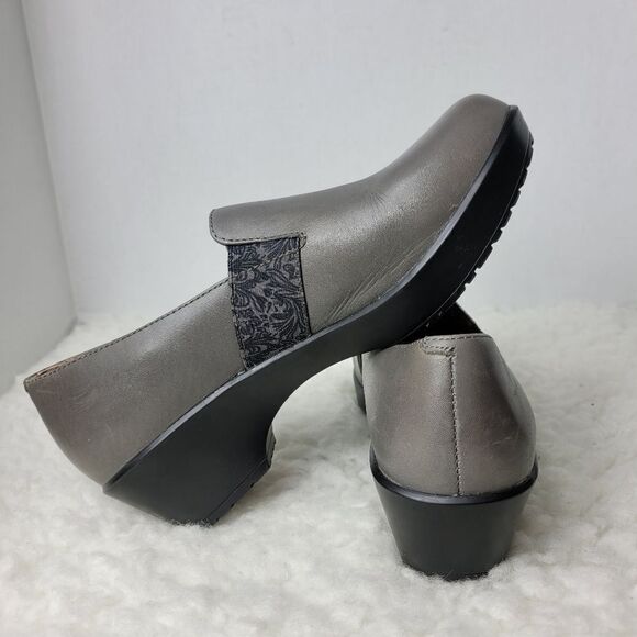 Dansko Jessica Women's Clog Size 6.5 Gray  Leather Slip On Wedge Shoes - Picture 6 of 9